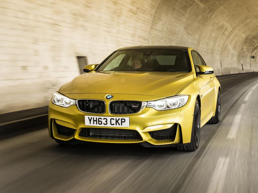  BMW M4 Coupe 2014 года  (UK) (фото 6 из 32)